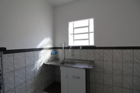 Casa de condomínio para alugar com 67m², 2 quartos e 1 vagaCozinha