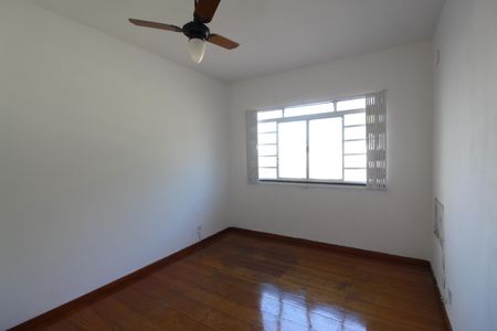 Quarto 1 de casa de condomínio para alugar com 2 quartos, 67m² em Taquara, Rio de Janeiro