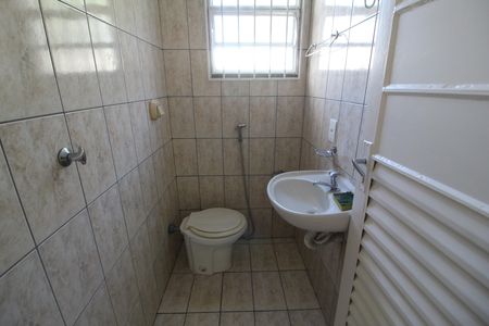 Casa de condomínio para alugar com 67m², 2 quartos e 1 vagaLavabo
