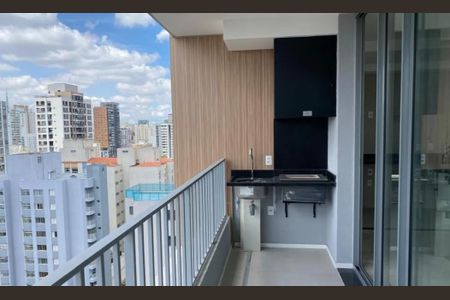 Apartamento à venda com 97m², 2 quartos e 1 vaga Apartamento à venda com 97m², 2 quartos e 1 vagaVaranda