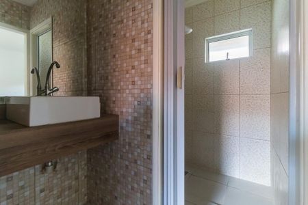 Apartamento para alugar com 54m², 2 quartos e 1 vaga Apartamento para alugar com 54m², 2 quartos e 1 vagaBanheiro