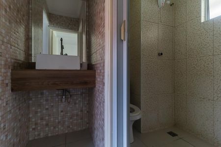 Apartamento para alugar com 54m², 2 quartos e 1 vaga Apartamento para alugar com 54m², 2 quartos e 1 vagaBanheiro