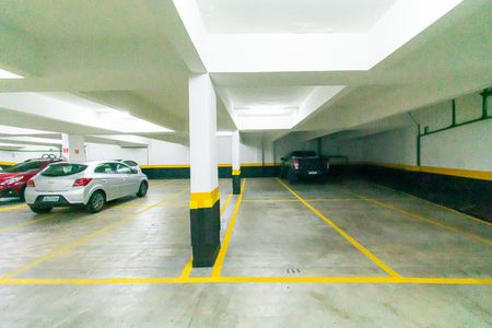 Apartamento para alugar com 130m², 3 quartos e 4 vagas Apartamento para alugar com 130m², 3 quartos e 4 vagasGaragem