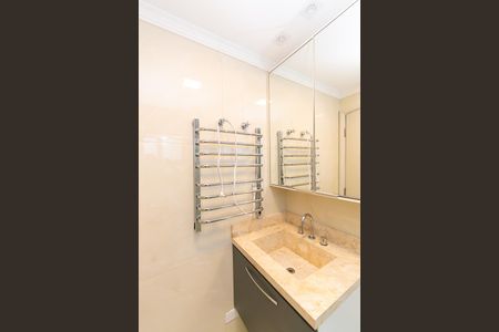 Apartamento para alugar com 130m², 3 quartos e 4 vagas Apartamento para alugar com 130m², 3 quartos e 4 vagasBanheiro da Suíte