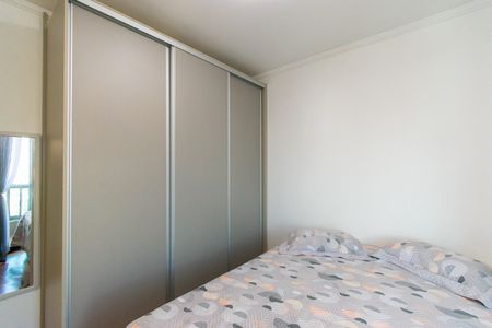 Apartamento para alugar com 130m², 3 quartos e 4 vagas Apartamento para alugar com 130m², 3 quartos e 4 vagasSuíte