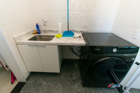 Apartamento para alugar com 130m², 3 quartos e 4 vagas Apartamento para alugar com 130m², 3 quartos e 4 vagasÁrea de Serviço