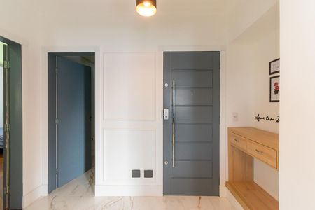 Apartamento para alugar com 130m², 3 quartos e 4 vagas Apartamento para alugar com 130m², 3 quartos e 4 vagasHall de entrada