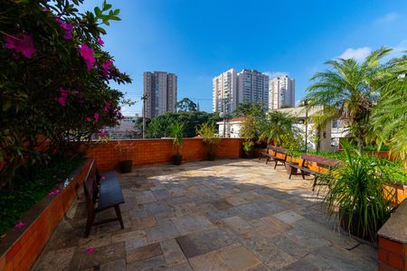 Apartamento para alugar com 130m², 3 quartos e 4 vagas Apartamento para alugar com 130m², 3 quartos e 4 vagasÁrea comum