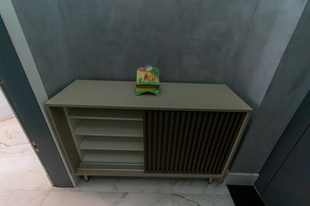 Apartamento para alugar com 130m², 3 quartos e 4 vagas Apartamento para alugar com 130m², 3 quartos e 4 vagasHall de entrada