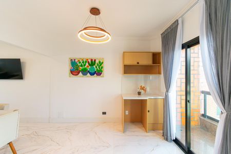 Apartamento para alugar com 130m², 3 quartos e 4 vagas Apartamento para alugar com 130m², 3 quartos e 4 vagasSala