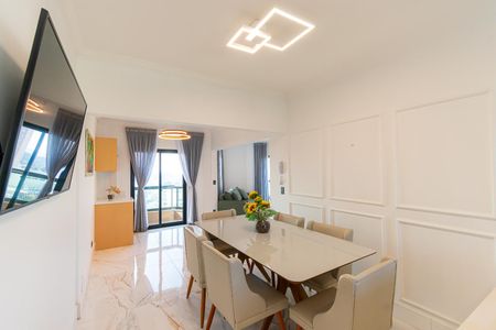 Apartamento para alugar com 130m², 3 quartos e 4 vagas Apartamento para alugar com 130m², 3 quartos e 4 vagasSala de Jantar