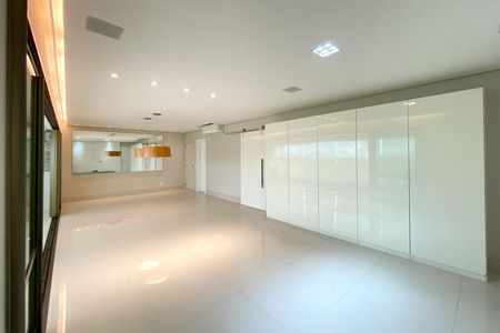 Sala de apartamento para alugar com 4 quartos, 180m² em São Pedro, Belo Horizonte