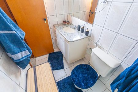 Apartamento à venda com 210m², 3 quartos e 2 vagas Apartamento à venda com 210m², 3 quartos e 2 vagasSuite