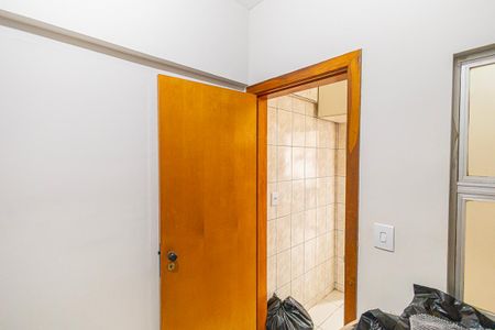 Apartamento à venda com 210m², 3 quartos e 2 vagas Apartamento à venda com 210m², 3 quartos e 2 vagasDCE