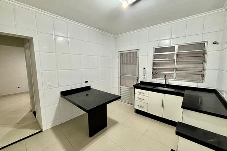 Casa para alugar com 50m², 1 quarto e sem vaga Casa para alugar com 50m², 1 quarto e sem vagaCozinha