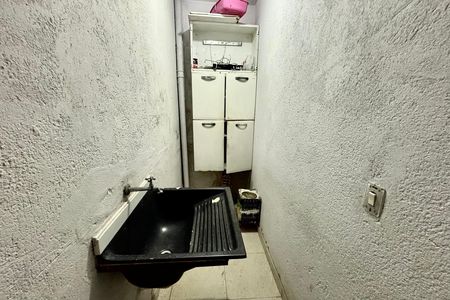 Casa para alugar com 50m², 1 quarto e sem vaga Casa para alugar com 50m², 1 quarto e sem vagaÁrea de serviço