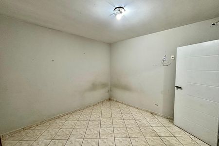 Casa para alugar com 50m², 1 quarto e sem vaga Casa para alugar com 50m², 1 quarto e sem vagaQuarto