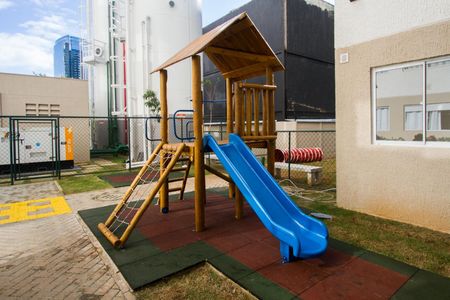 Apartamento para alugar com 33m², 2 quartos e sem vaga