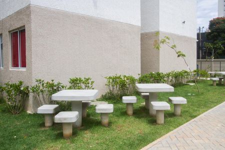 Apartamento para alugar com 33m², 2 quartos e sem vaga