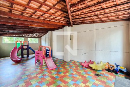 Apartamento à venda com 60m², 2 quartos e 1 vaga Apartamento à venda com 60m², 2 quartos e 1 vagaÁrea comum - Playground