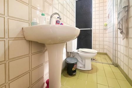 Apartamento à venda com 60m², 2 quartos e 1 vaga Apartamento à venda com 60m², 2 quartos e 1 vagaBanheiro Social