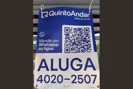 Casa para alugar com 225m², 4 quartos e 1 vaga Casa para alugar com 225m², 4 quartos e 1 vagaFachada