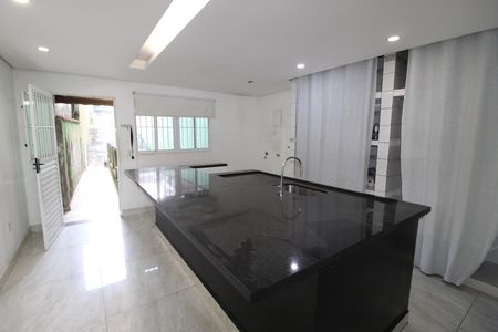 Casa para alugar com 225m², 4 quartos e 1 vagaCozinha