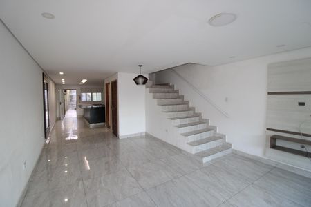 Casa para alugar com 225m², 4 quartos e 1 vagaSala