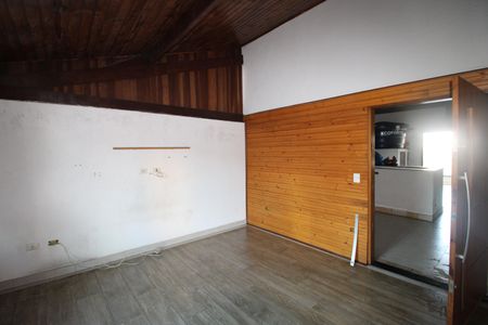 Casa para alugar com 225m², 4 quartos e 1 vagaÁrea de Serviço - Quarto 