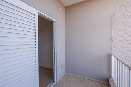 Casa para alugar com 250m², 6 quartos e 5 vagas Casa para alugar com 250m², 6 quartos e 5 vagasVaranda Quarto 1