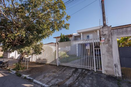 Casa para alugar com 250m², 6 quartos e 5 vagas Casa para alugar com 250m², 6 quartos e 5 vagasFachada