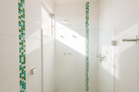 Casa para alugar com 250m², 6 quartos e 5 vagas Casa para alugar com 250m², 6 quartos e 5 vagasBanheiro Suíte 2
