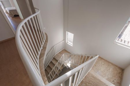 Casa para alugar com 250m², 6 quartos e 5 vagas Casa para alugar com 250m², 6 quartos e 5 vagasHall social