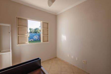 Casa para alugar com 250m², 6 quartos e 5 vagas Casa para alugar com 250m², 6 quartos e 5 vagasQuarto 3