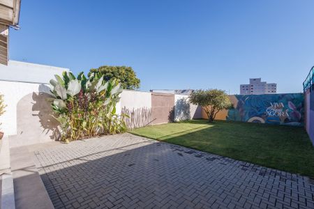 Casa para alugar com 250m², 6 quartos e 5 vagas Casa para alugar com 250m², 6 quartos e 5 vagasQuintal