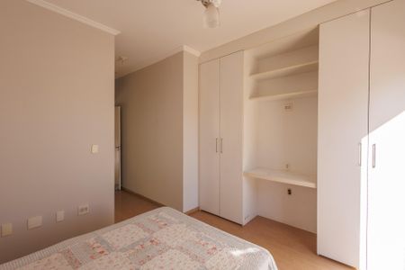 Casa para alugar com 250m², 6 quartos e 5 vagas Casa para alugar com 250m², 6 quartos e 5 vagasSuíte 2