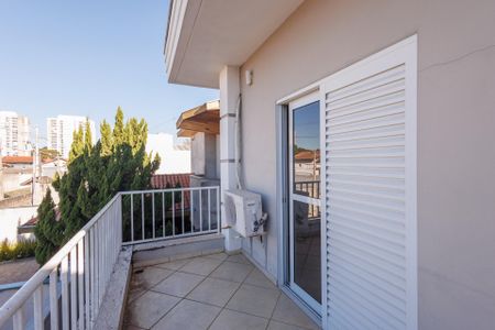 Casa para alugar com 250m², 6 quartos e 5 vagas Casa para alugar com 250m², 6 quartos e 5 vagasVaranda Suíte 1