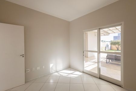 Casa para alugar com 250m², 6 quartos e 5 vagas Casa para alugar com 250m², 6 quartos e 5 vagasEscritório