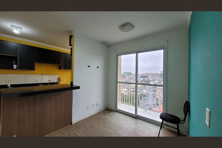 Sala de apartamento para alugar com 2 quartos, 46m² em Vila Monte Belo, Itaquaquecetuba