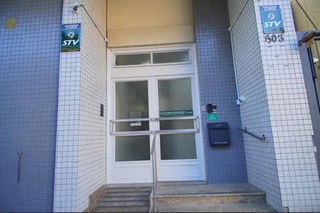 Entrada de apartamento à venda com 3 quartos, 150m² em Centro, São Leopoldo