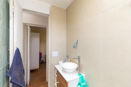 Apartamento à venda com 70m², 2 quartos e 1 vaga Apartamento à venda com 70m², 2 quartos e 1 vagaBanheiro