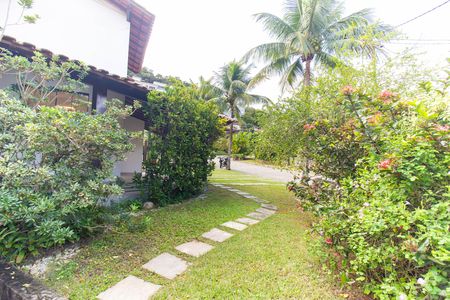 Casa de condomínio para alugar com 380m², 4 quartos e 5 vagasÁrea externa