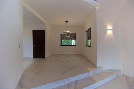 Sala 1 de casa de condomínio para alugar com 4 quartos, 380m² em Piratininga, Niterói