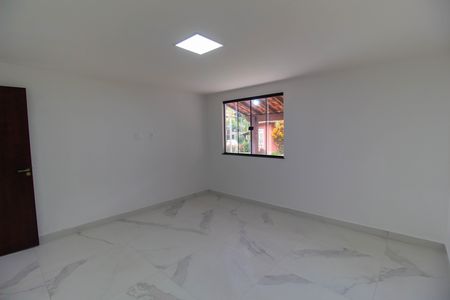 Casa de condomínio para alugar com 380m², 4 quartos e 5 vagas Suíte 2