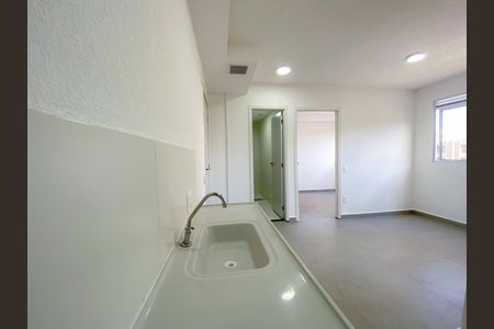 Cozinha de apartamento para alugar com 2 quartos, 32m² em Vila Leopoldina, São Paulo