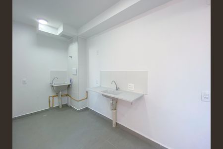 Cozinha de apartamento para alugar com 2 quartos, 32m² em Vila Leopoldina, São Paulo