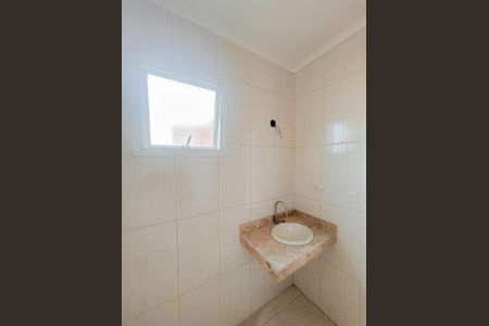 Casa de condomínio à venda com 71m², 2 quartos e 1 vaga Casa de condomínio à venda com 71m², 2 quartos e 1 vagaBanheiro da Suíte 1