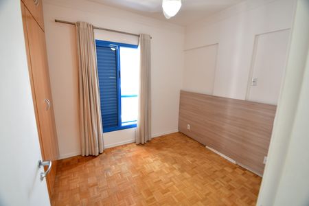 Apartamento para alugar com 77m², 2 quartos e 2 vagasQuarto 2