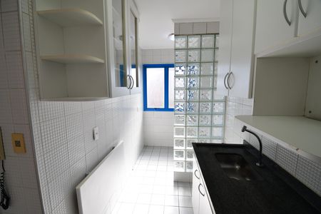 Apartamento para alugar com 77m², 2 quartos e 2 vagasCozinha