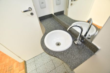 Apartamento para alugar com 77m², 2 quartos e 2 vagasLavabo